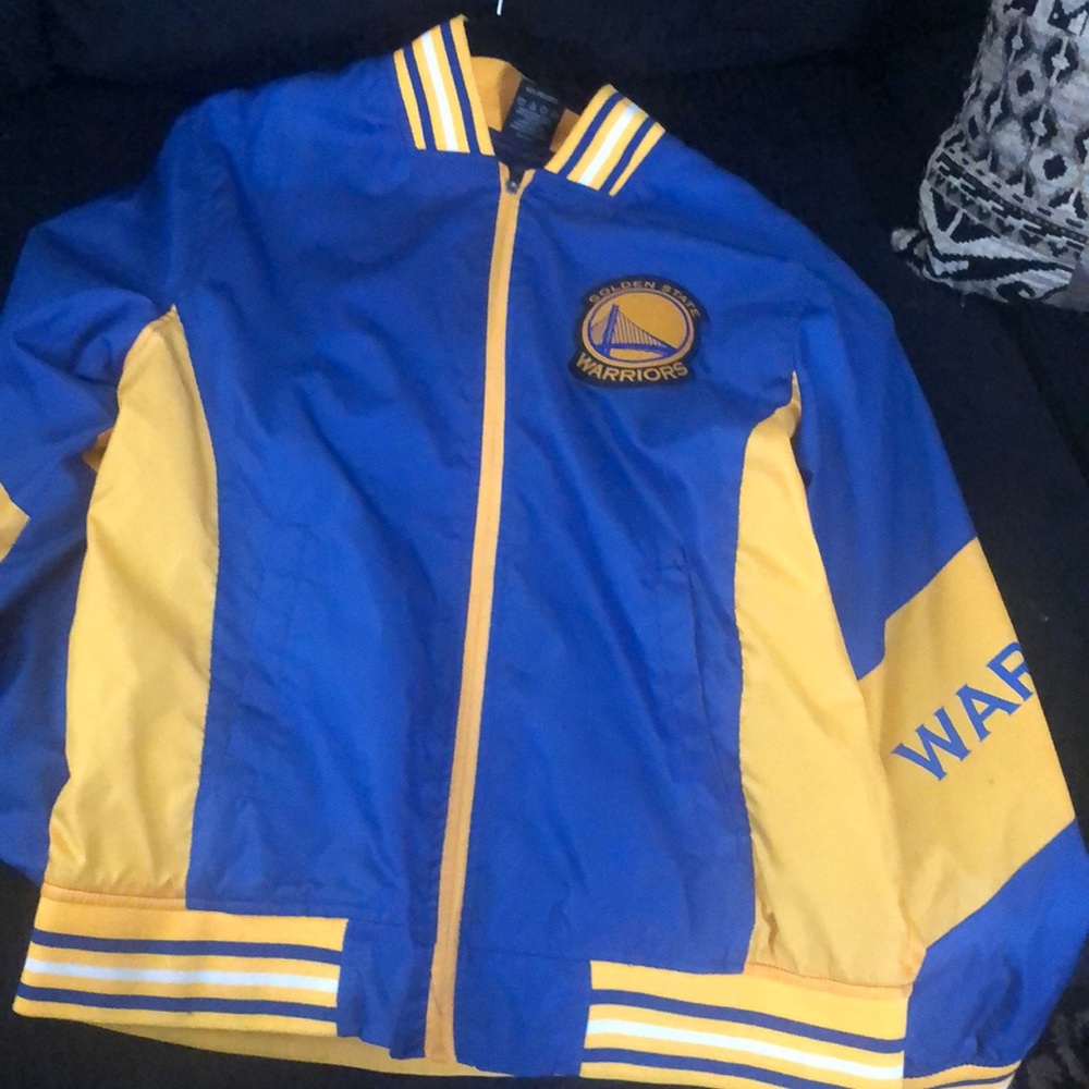 NBA Warriors bomber